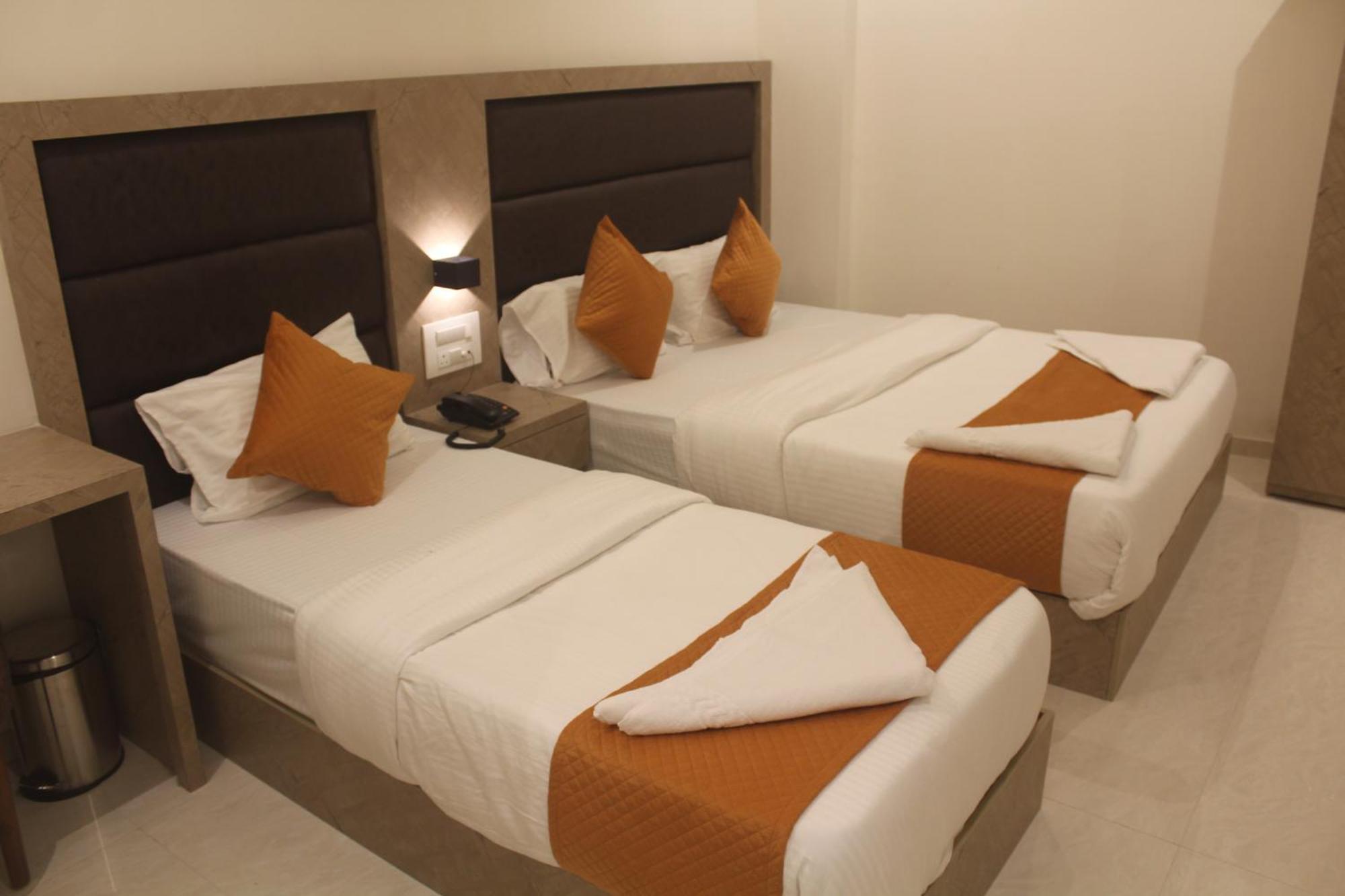 Hotel Metro Inn Мумбаї Екстер'єр фото