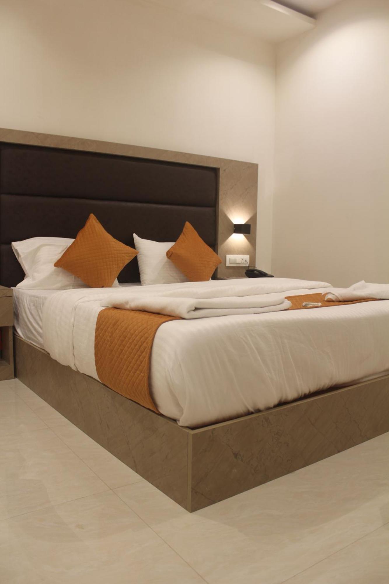 Hotel Metro Inn Мумбаї Екстер'єр фото