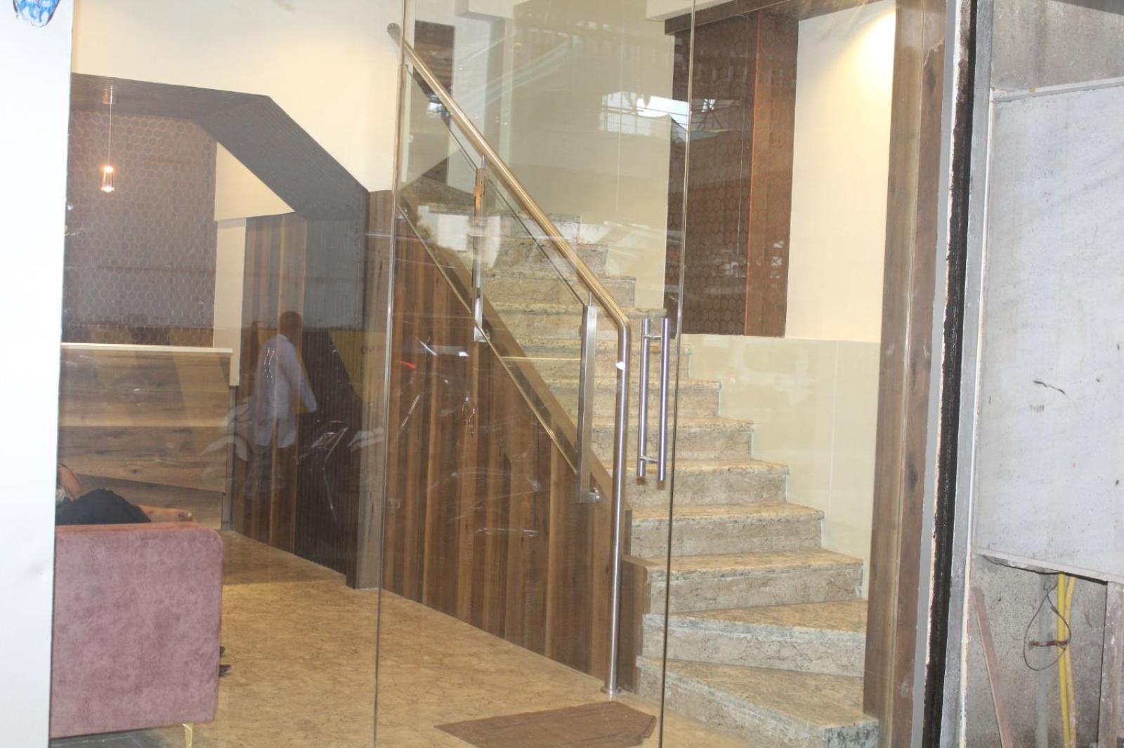 Hotel Metro Inn Мумбаї Екстер'єр фото