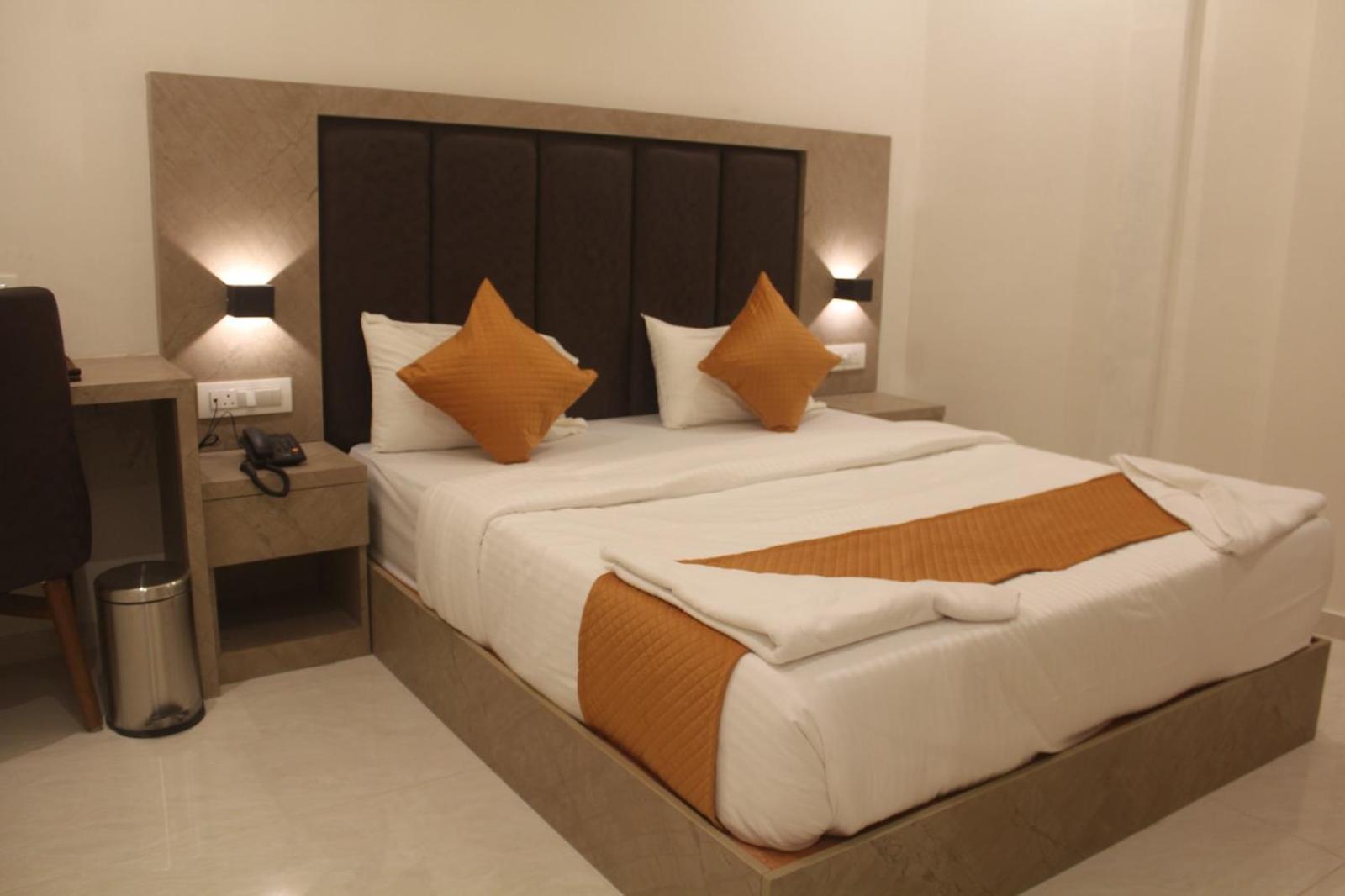 Hotel Metro Inn Мумбаї Екстер'єр фото