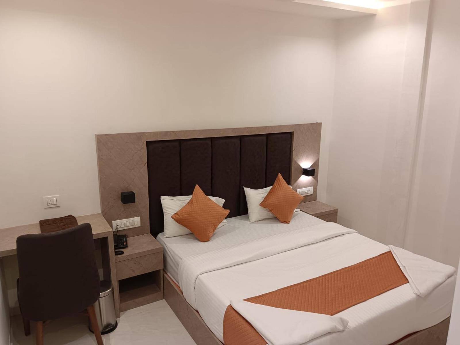 Hotel Metro Inn Мумбаї Екстер'єр фото