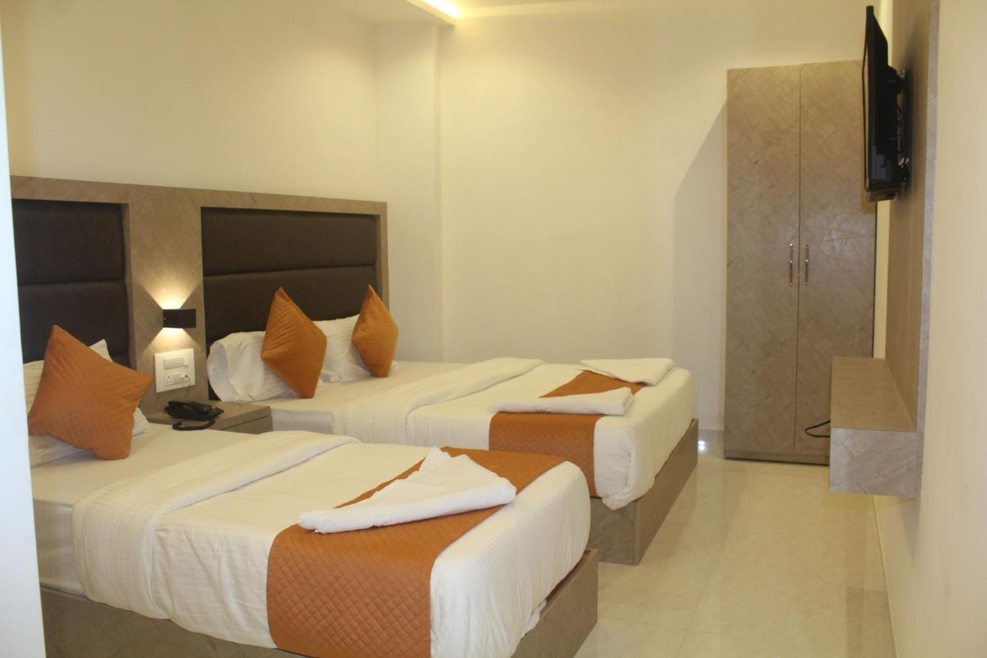 Hotel Metro Inn Мумбаї Екстер'єр фото